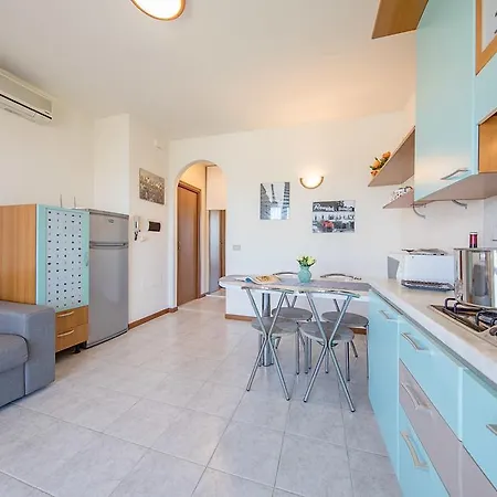 Condominio Virgilio דירה סירמיונה