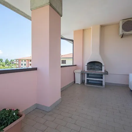 Condominio Virgilio דירה