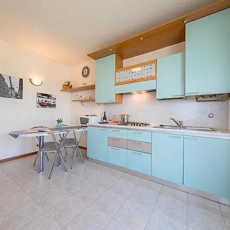 Condominio Virgilio דירה סירמיונה