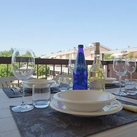 Condominio Virgilio סירמיונה
